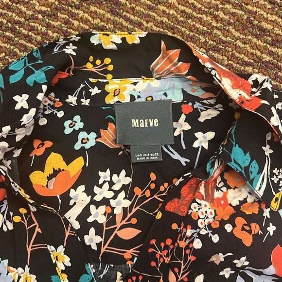 Two Maeve button-down shirts - Picture 3 of 3